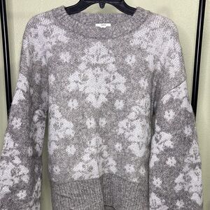 Lewit Heather Gray Patterned Crew Neck Sweater